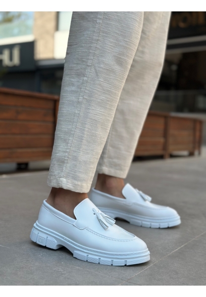 BA0240 Yüksek Taban Klasik Parlak Püsküllü Beyaz Erkek Ayakkabı	